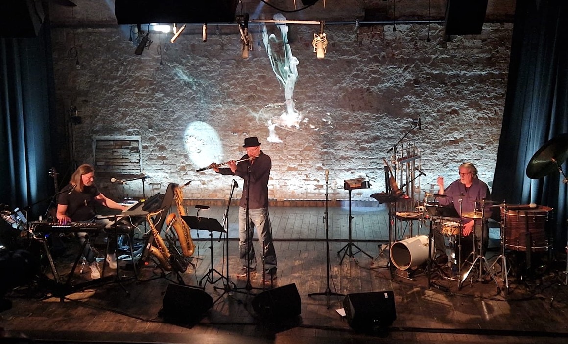 Tetragon Project Groundlift 25 04 25